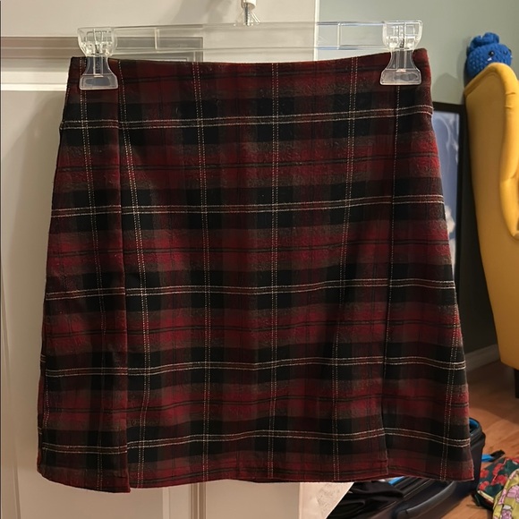 John Galt Cara Plaid Mini Skirt - Picture 2 of 4
